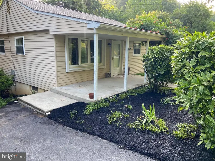 5 Lantern Ln, Malvern, PA 19355 - #3