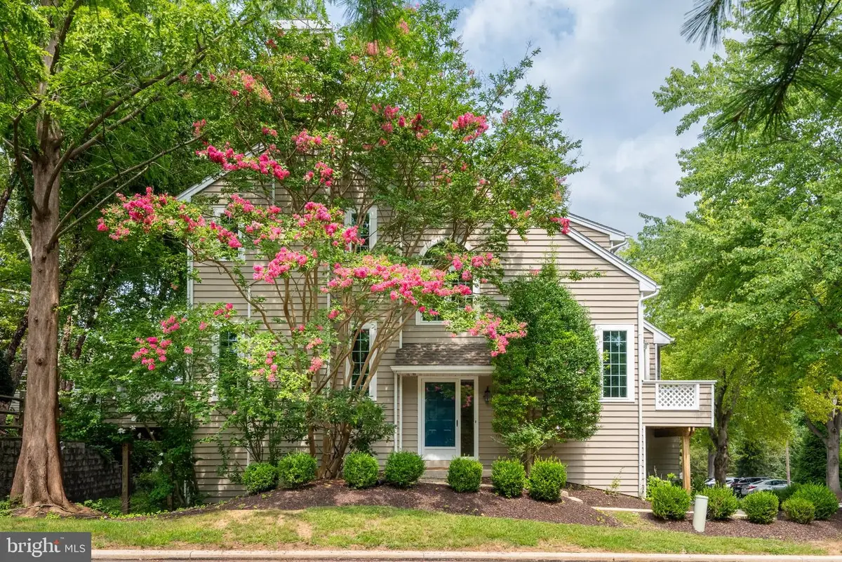 53 Cabot Dr, Chesterbrook, PA 19087 - #1