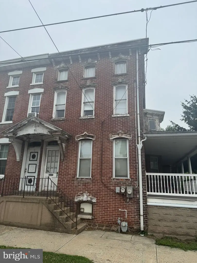 345 Bridge St, Spring City, PA 19475 - #1