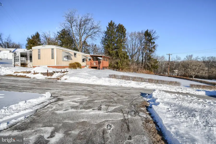 828 Spring City Rd, Phoenixville, PA 19460 - #2