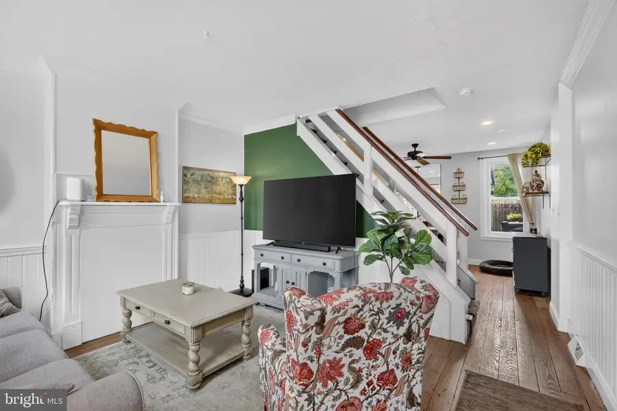 336 Grover St, Phoenixville, PA 19460 - #3