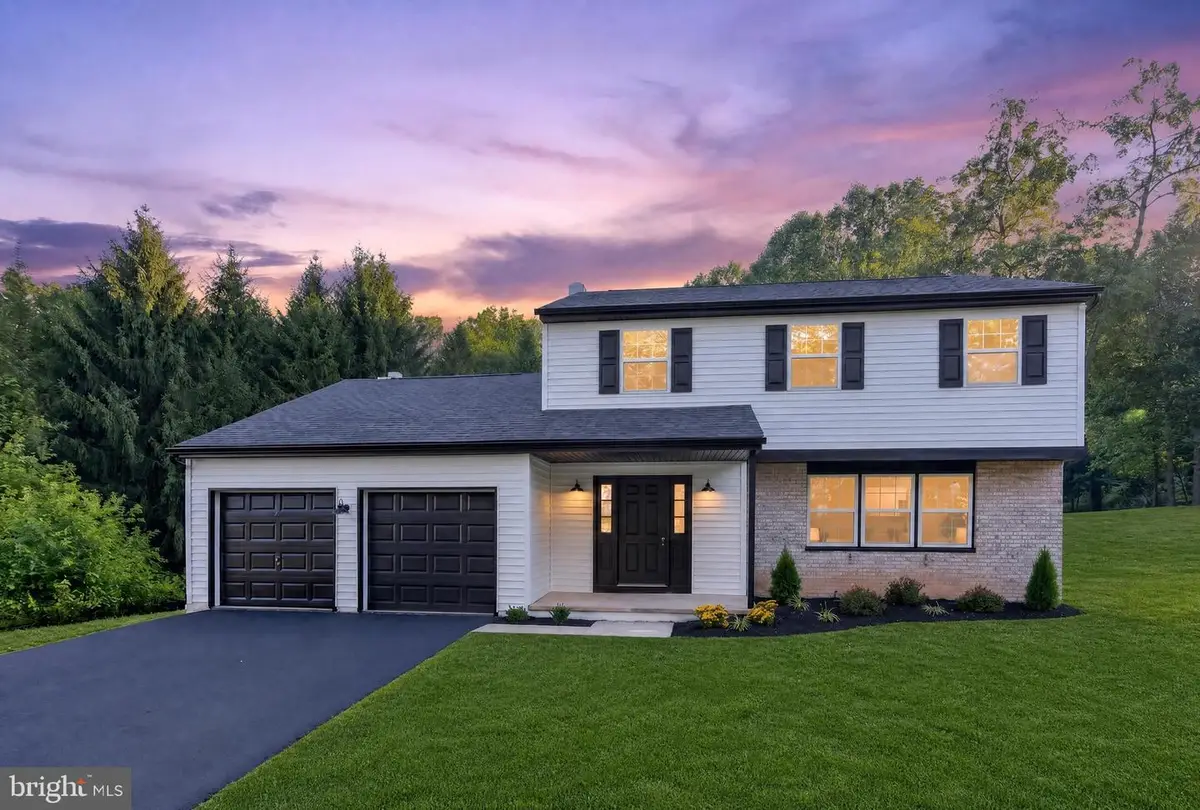 127 Governors Cir, Downingtown, PA 19335 - #1