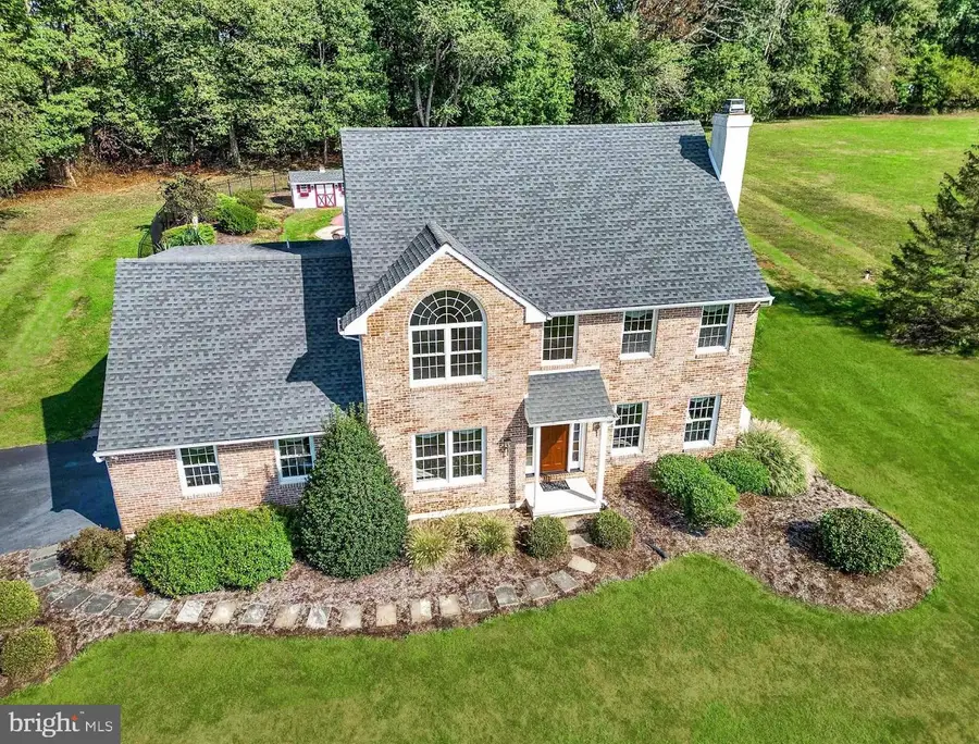 135 Chelsey Dr, Coatesville, PA 19320 - #2