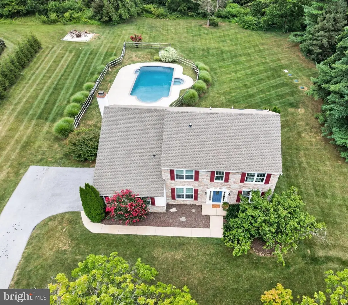 26 Seneca Ct, Chester Springs, PA 19425 - #1