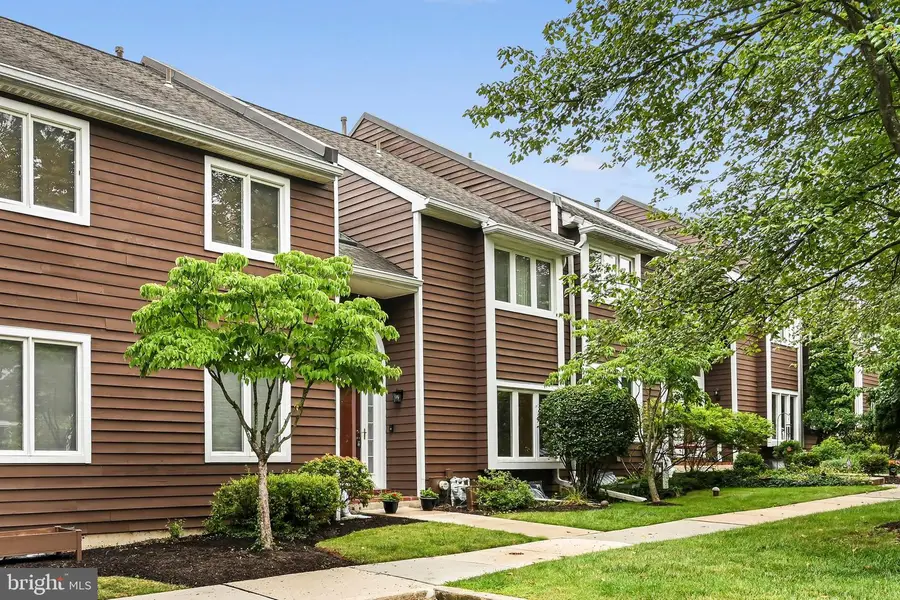 301 Fox Run, Exton, PA 19341 - #3