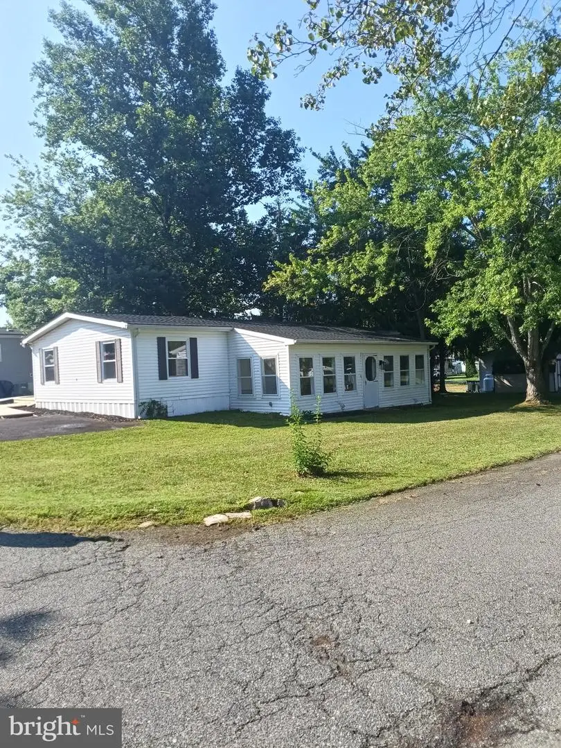 18 Oak Dr, Spring City, PA 19475 - #1