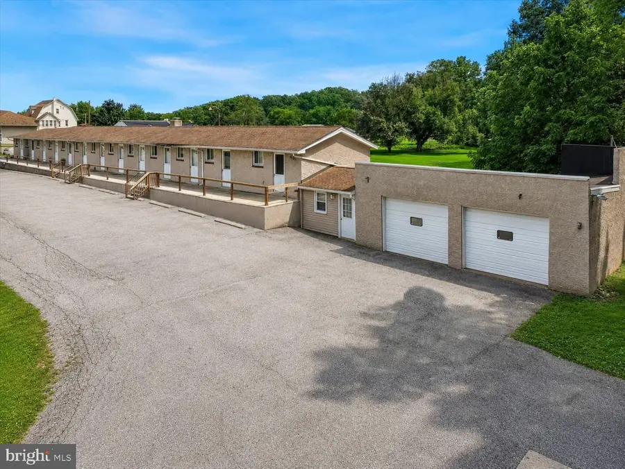 420 - 430 London Dr, Coatesville, PA 19320 - #2