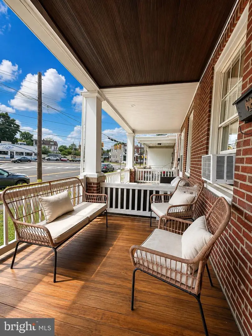 321 4th Ave, Phoenixville, PA 19460 - #3