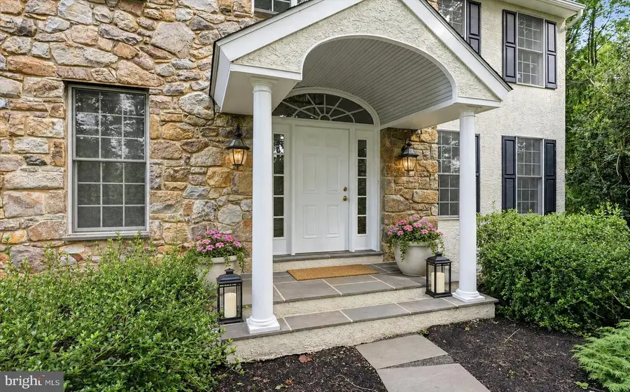 6 Forest Glen Dr, Chester Springs, PA 19425 - #3