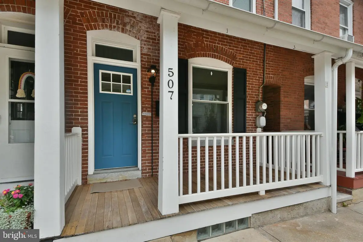 507 Washington Avenue Ave, Phoenixville, PA 19460 - #1