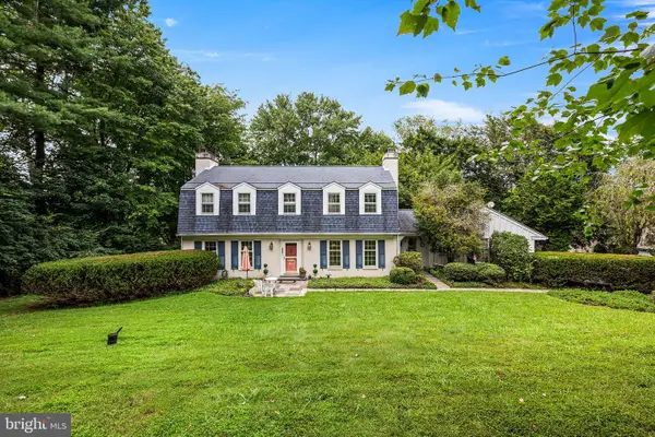 1012 Robin Dr, WEST CHESTER, PA 19382