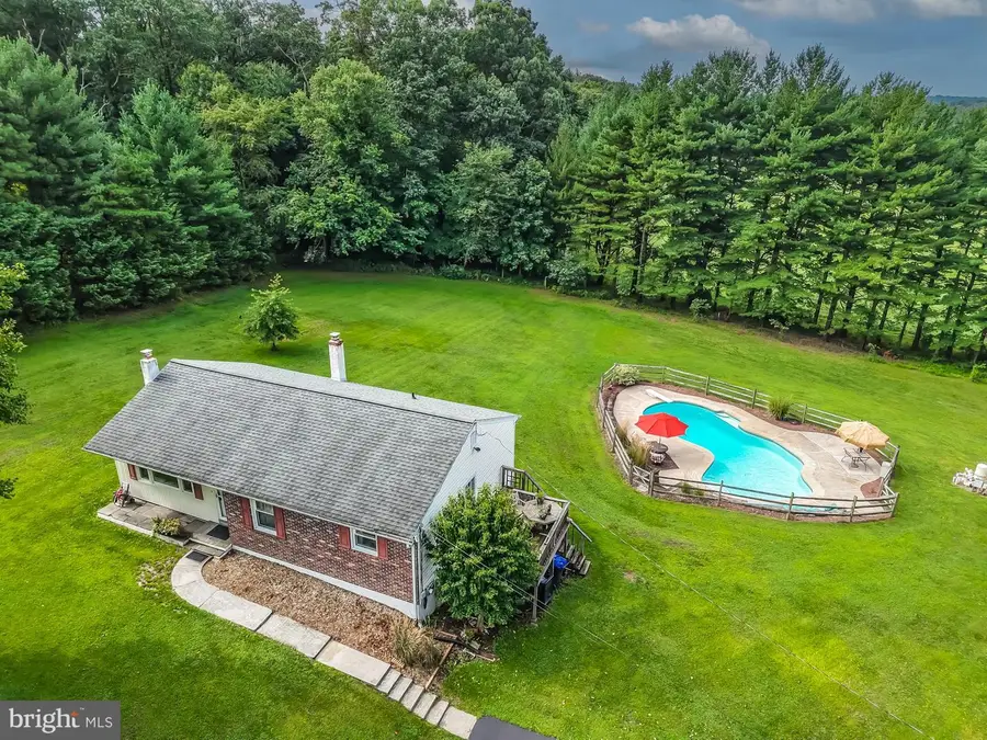 870 Doe Run Rd, Coatesville, PA 19320 - #2