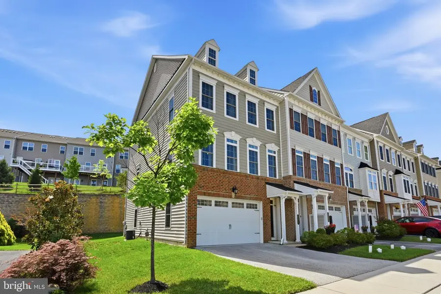 801 Stonecliffe Rd, Malvern, PA 19355 - #2