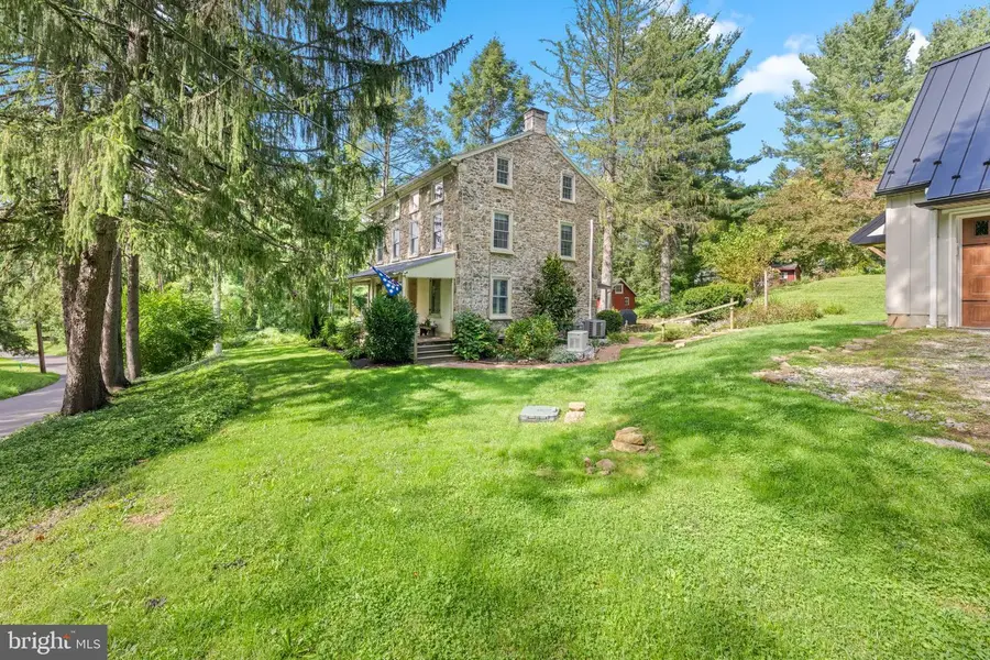 2965 Flowing Springs Rd, Spring City, PA 19475 - #3