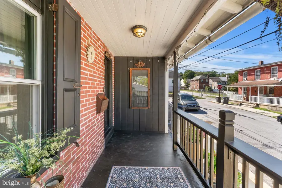 162 E Church St, Downingtown, PA 19335 - #2