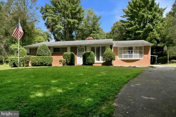 17 W Pennsbury Way, CHADDS FORD, PA 19317
