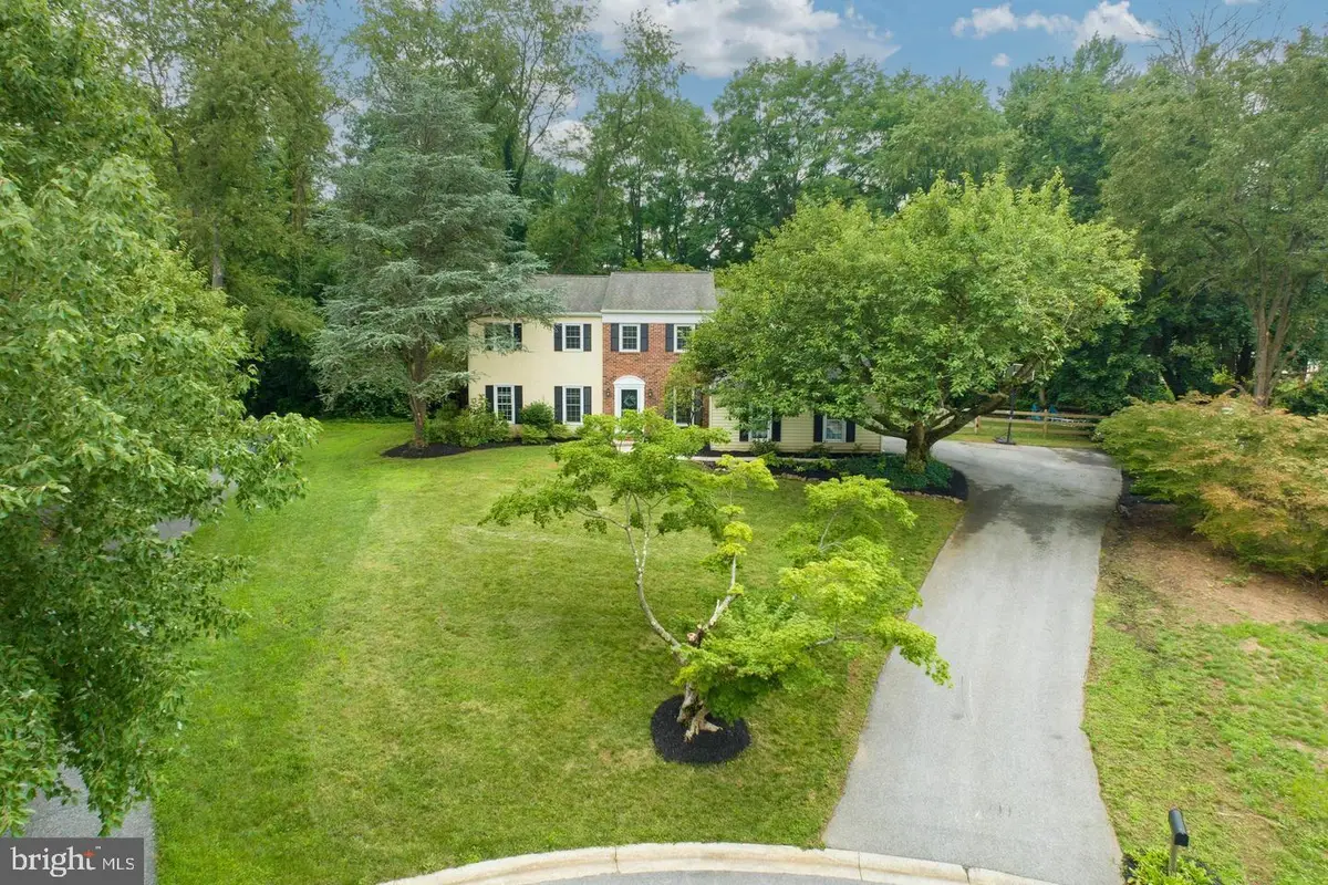883 Twickensham Ct, West Chester, PA 19382 - #1