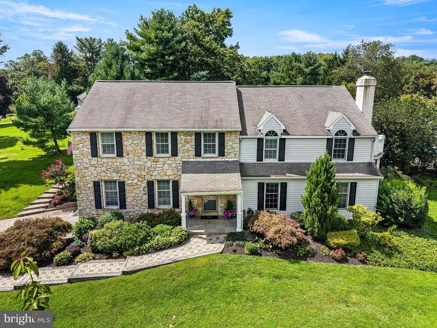 9 Anthony Dr, Malvern, PA 19355 - #2