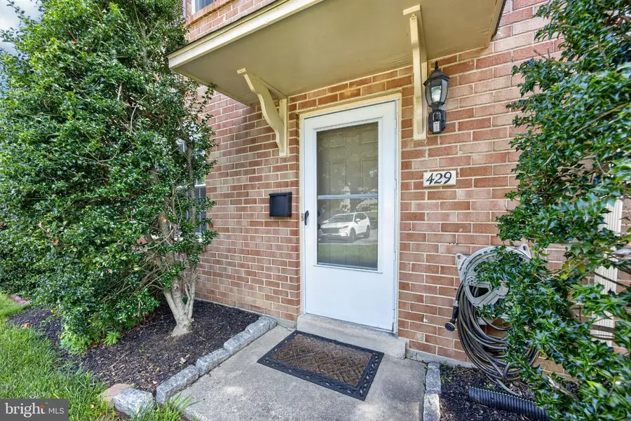 429 Carmarthen Ct, Exton, PA 19341 - #3