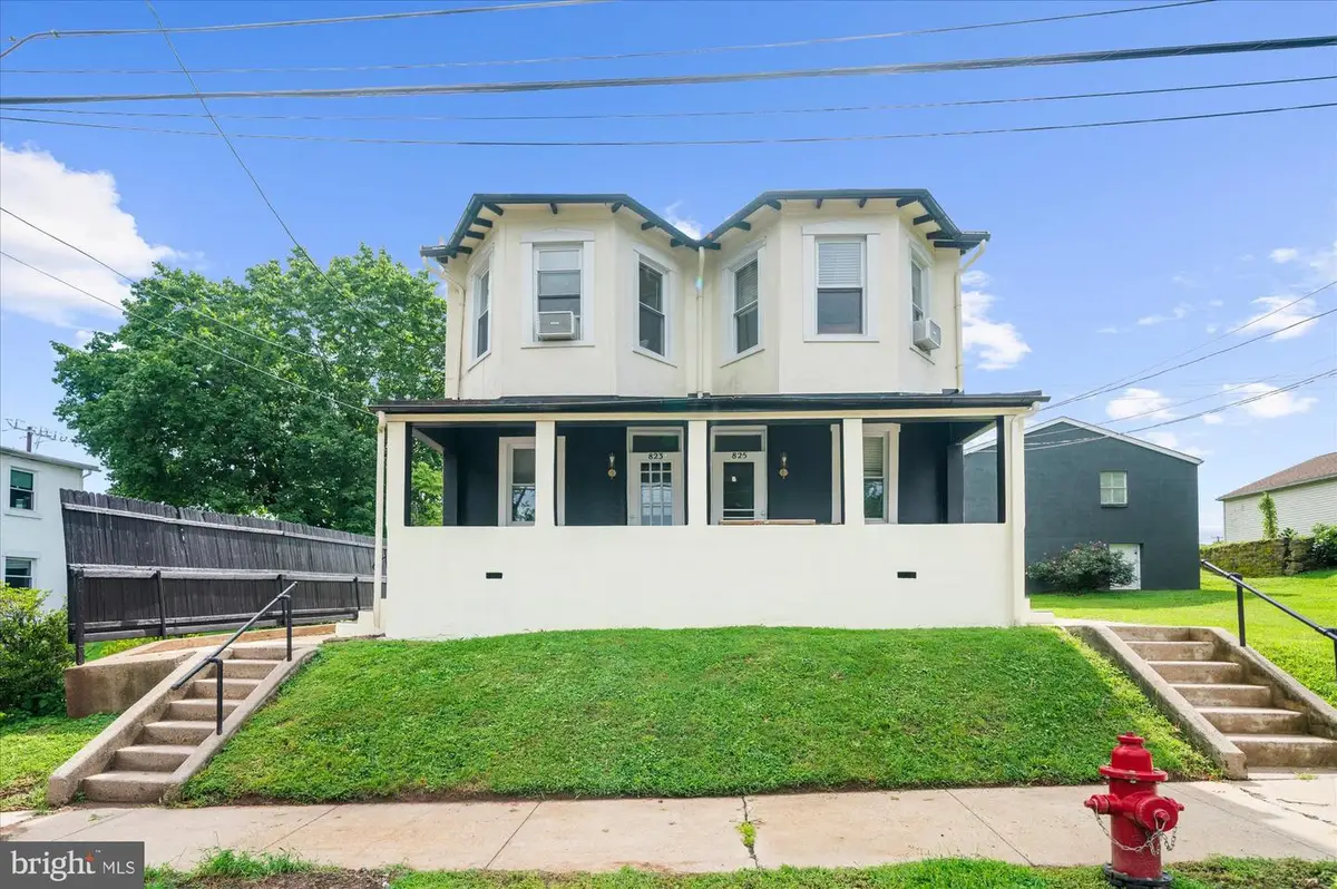 825 Maple Ave, Phoenixville, PA 19460 - #1