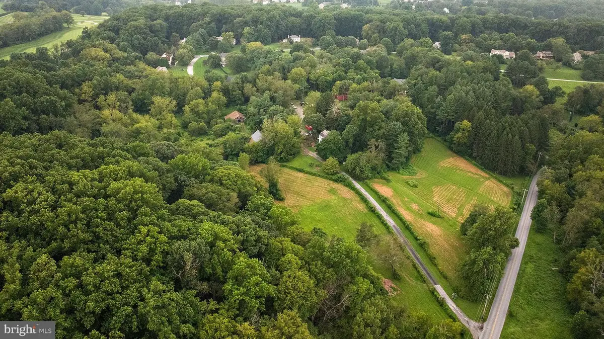 217 Bucktoe Rd, Avondale, PA 19311 - #1