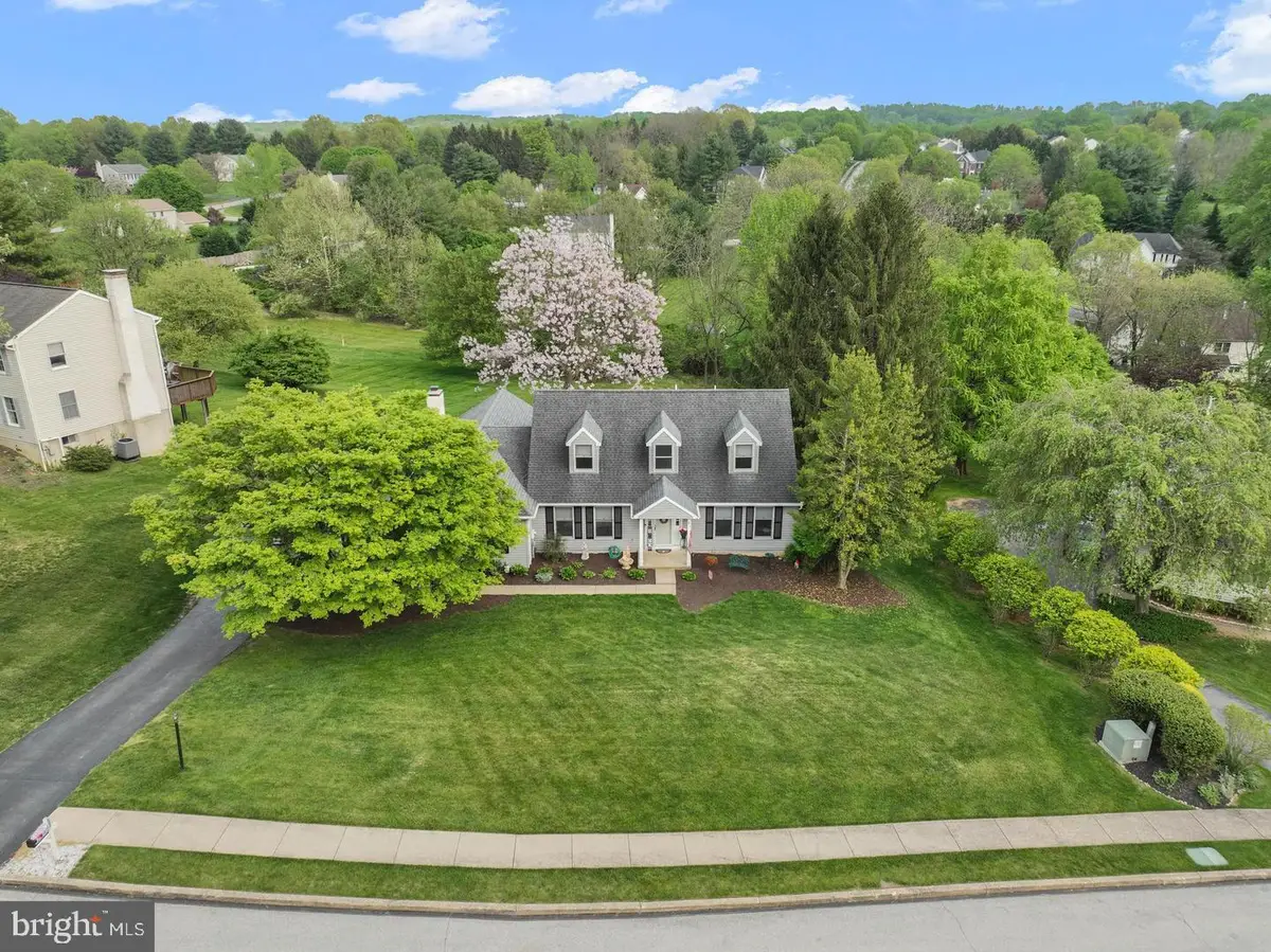 104 Noble Dr, Downingtown, PA 19335 - #1