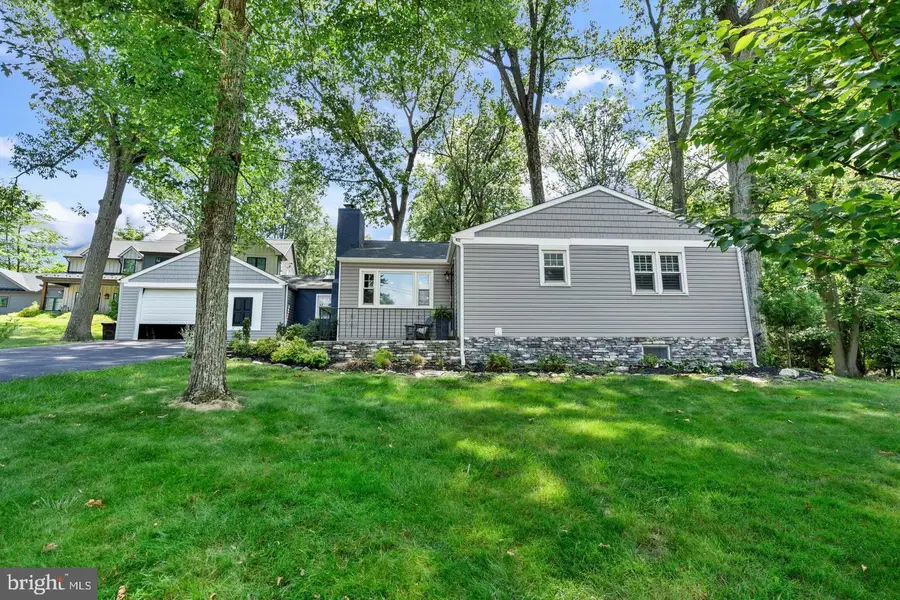 305 Irish Rd, Berwyn, PA 19312 - #2