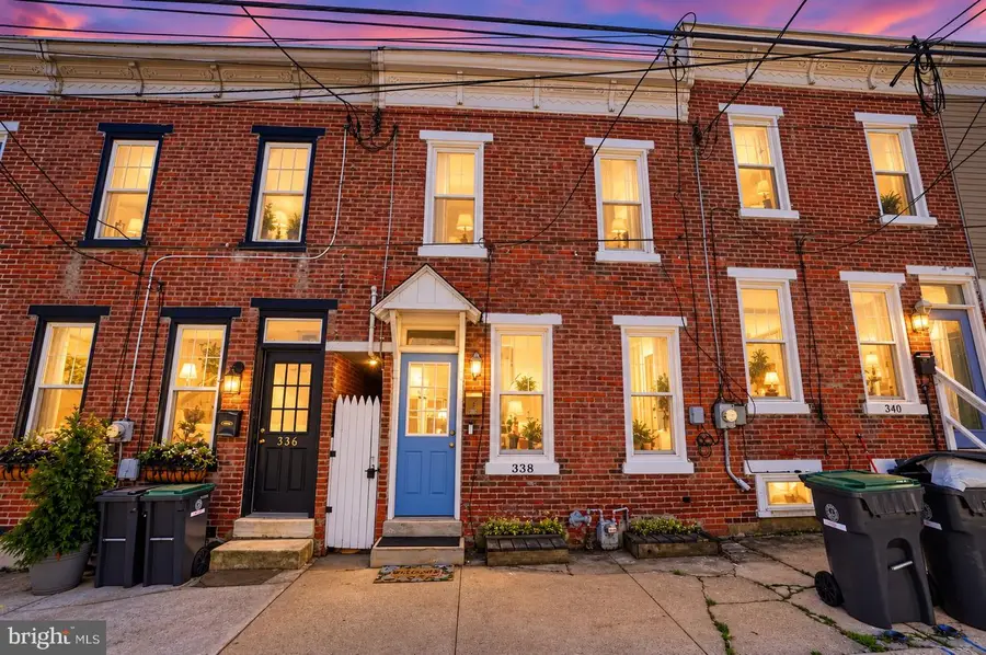 338 Grover St, Phoenixville, PA 19460 - #2