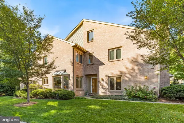 73 Amity Dr, CHESTERBROOK, PA 19087