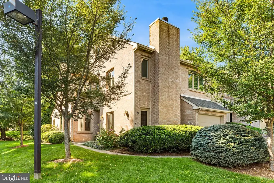 73 Amity Dr, Chesterbrook, PA 19087 - #2
