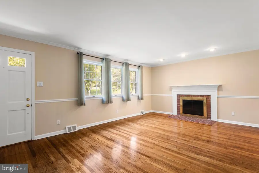 1560 Greenlawn Rd, Paoli, PA 19301 - #2