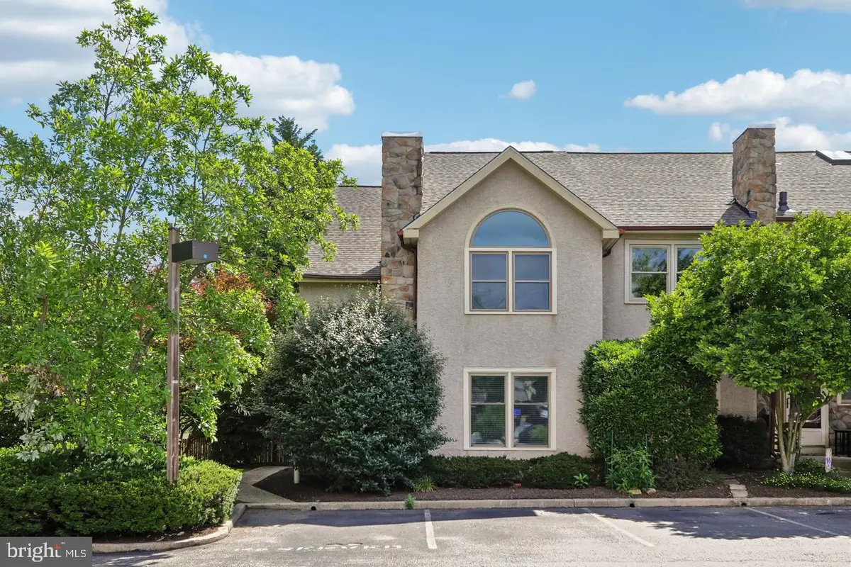74 Soldiers Sq, Chesterbrook, PA 19087 - #1