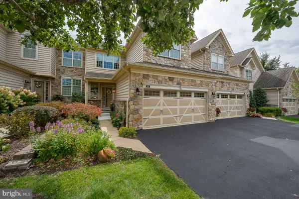 30 Tulip Dr, MALVERN, PA 19355