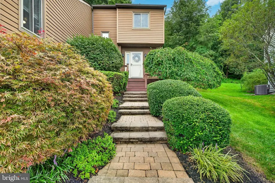 1312 Rhode Island Cir, Downingtown, PA 19335 - #2
