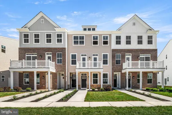 6 Zinc Ln, PHOENIXVILLE, PA 19460