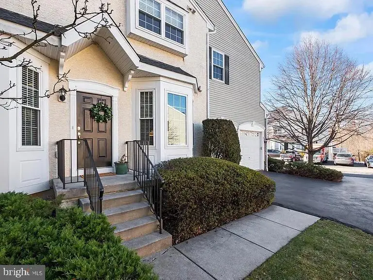 70 Longview Ln, Newtown Square, PA 19073 - #1
