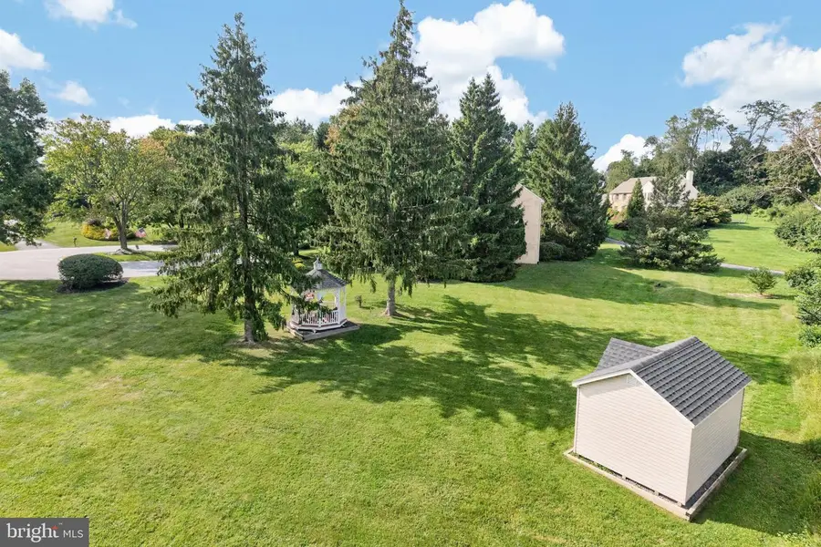 1606 E Glenmont Ln, West Chester, PA 19380 - #3