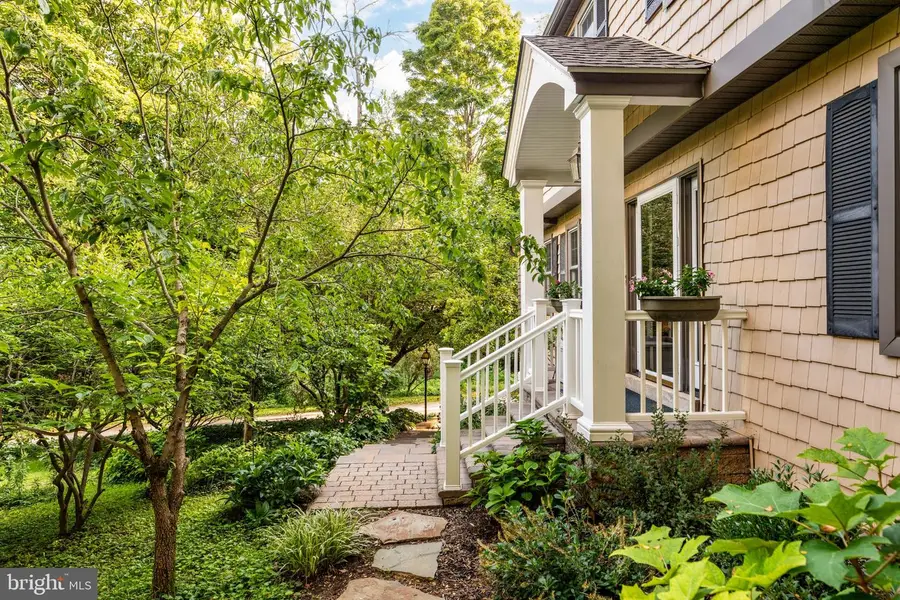 54 N Waterloo Rd, Devon, PA 19333 - #2