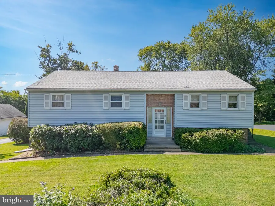 258 S Wall St, Spring City, PA 19475 - #2
