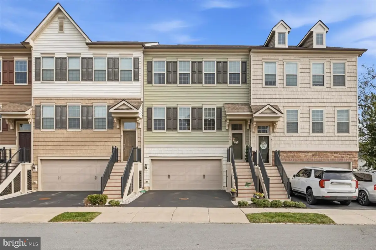 95 Locks Farm Ln, Downingtown, PA 19335 - #1