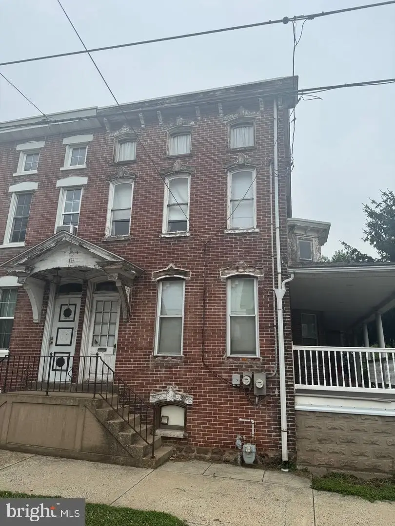 345 Bridge St, Spring City, PA 19475 - #1