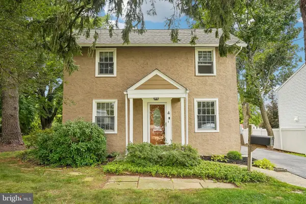 4 Crumley Ave, MALVERN, PA 19355