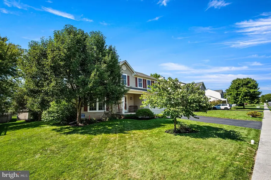 411 Winding Stream Rd, Spring City, PA 19475 - #3