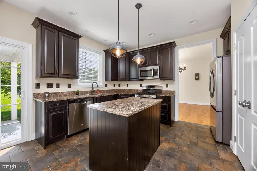16 Michael Ct, Coatesville, PA 19320 - #3