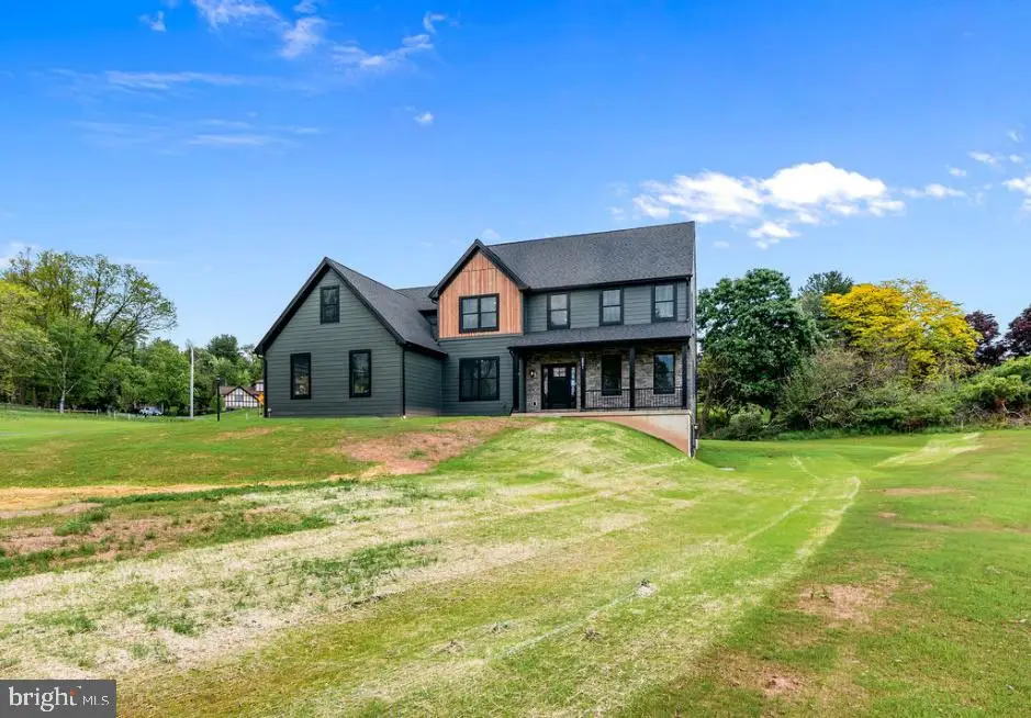 3856 Schuylkill Rd, Spring City, PA 19475 - #1