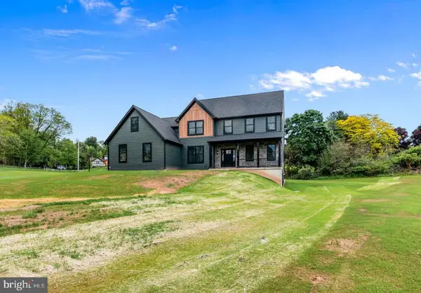 3856 Schuylkill Rd, SPRING CITY, PA 19475