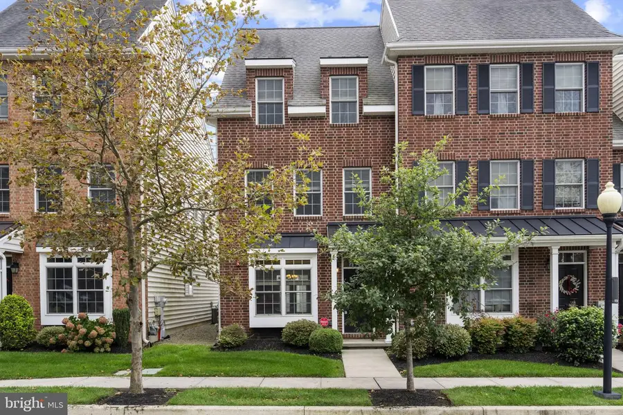 634 D St, Kennett Square, PA 19348 - #2