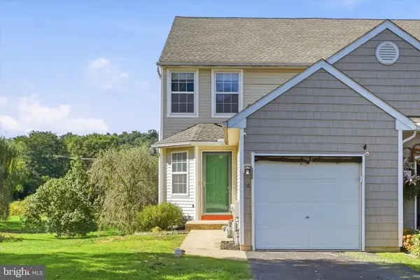 16 Marc Dr, COATESVILLE, PA 19320