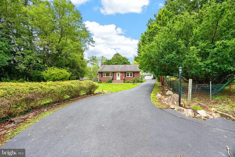 530 Fairview Rd, Glenmoore, PA 19343 - #3