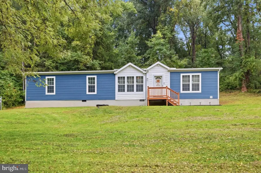 136 Charlotte Ln, Coatesville, PA 19320 - #2